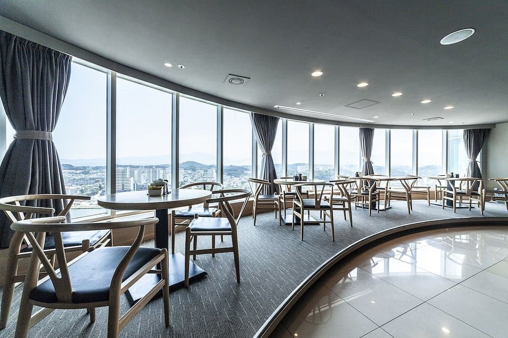 Gangneung Tourist Hotel