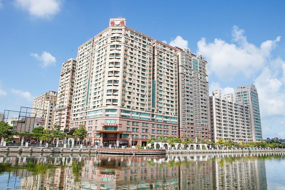Wei-Yat Grand Hotel