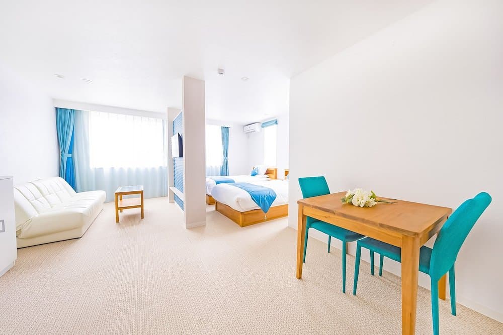 Hotel California Miyakojima Resort