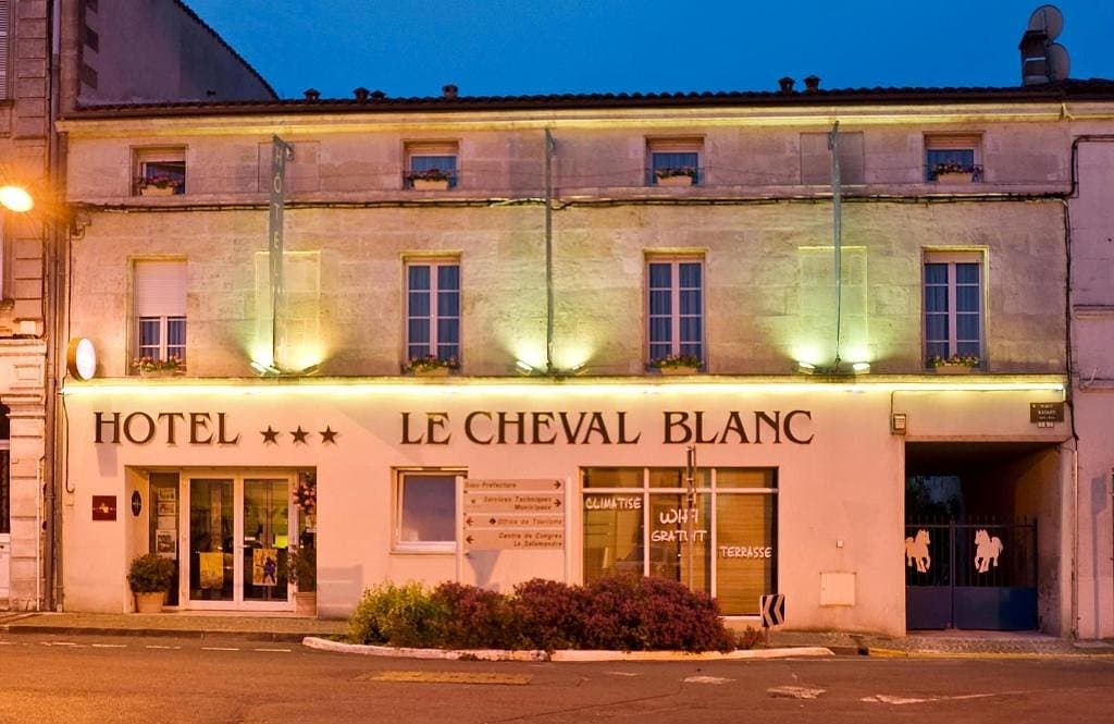 Le Cheval Blanc