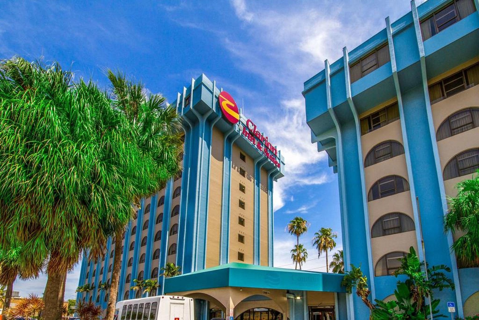 Clarion Inn and Suites Miami Airport