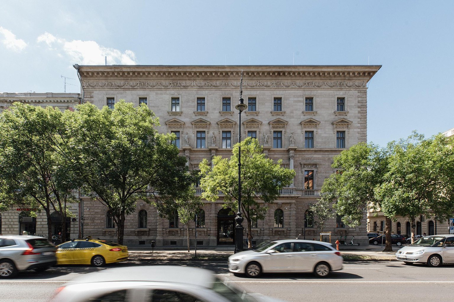 Hotel Oktogon Haggenmacher by Continental Group