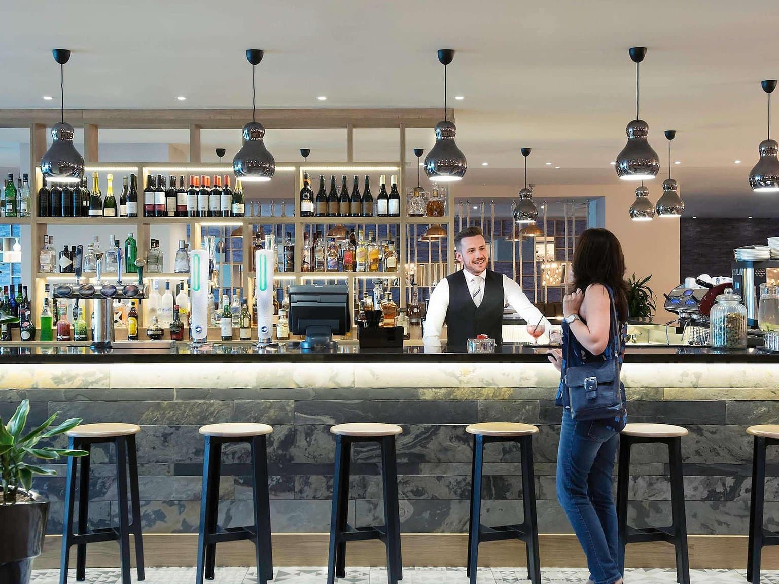 Mercure Cardiff Holland House Hotel & Spa