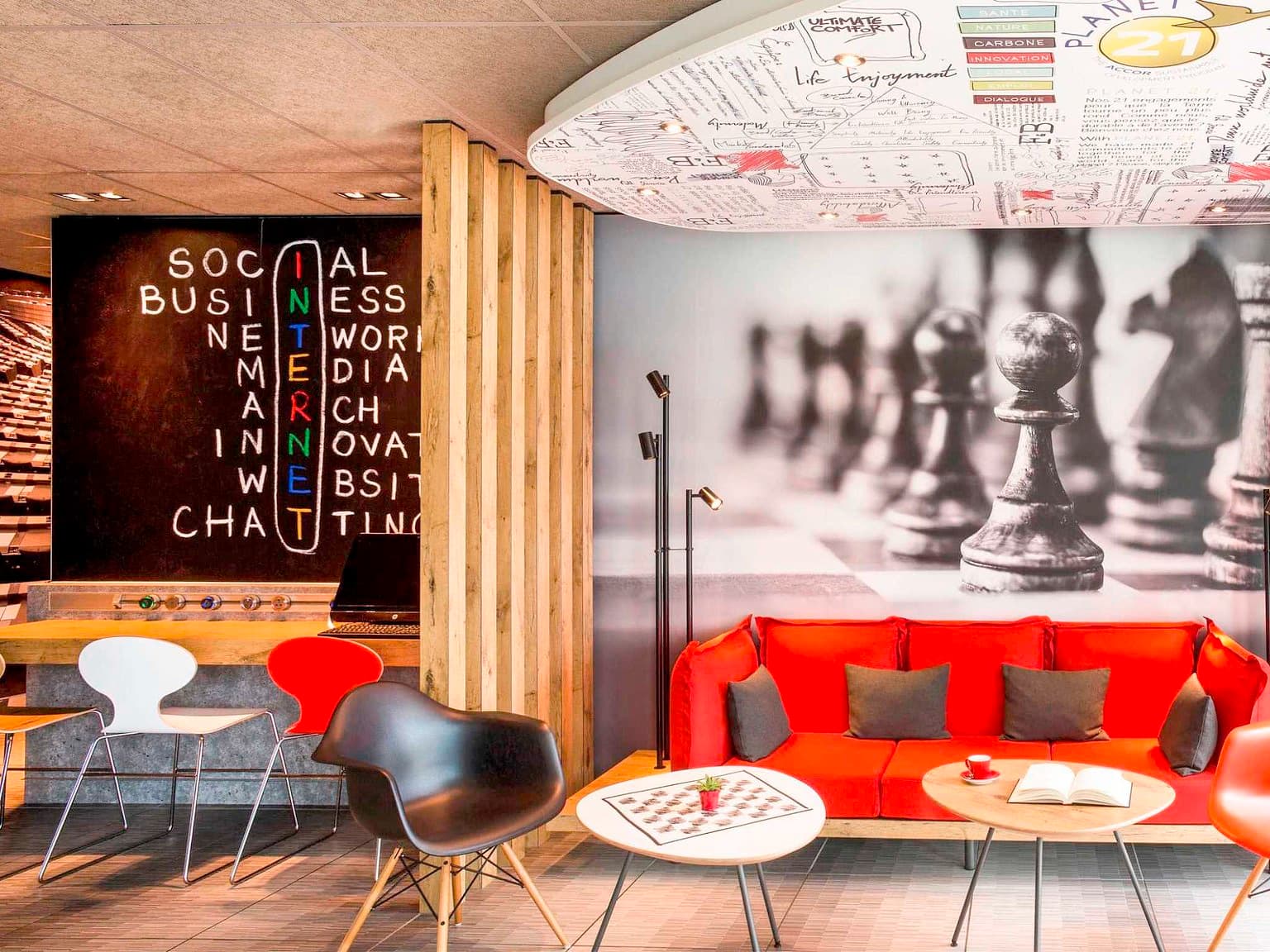 ibis Montceau-les-Mines