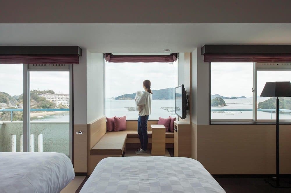 Wan Wan Paradise Toba