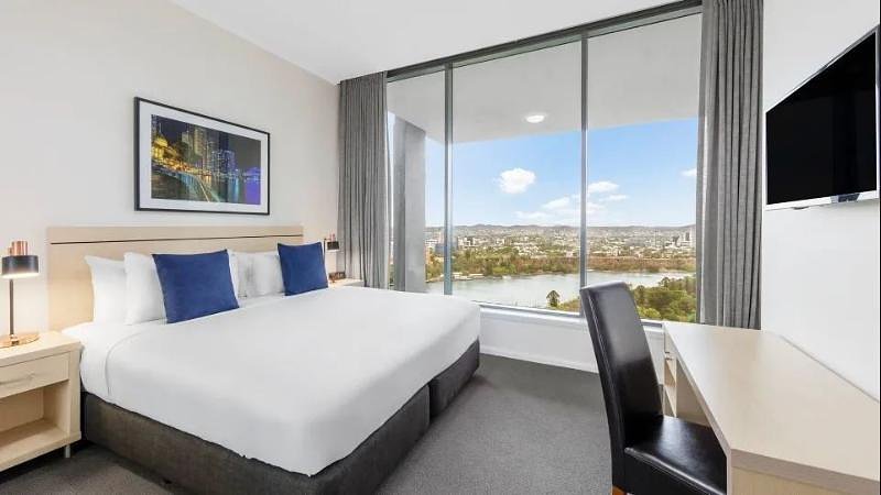 Oaks Brisbane Margaret Suites