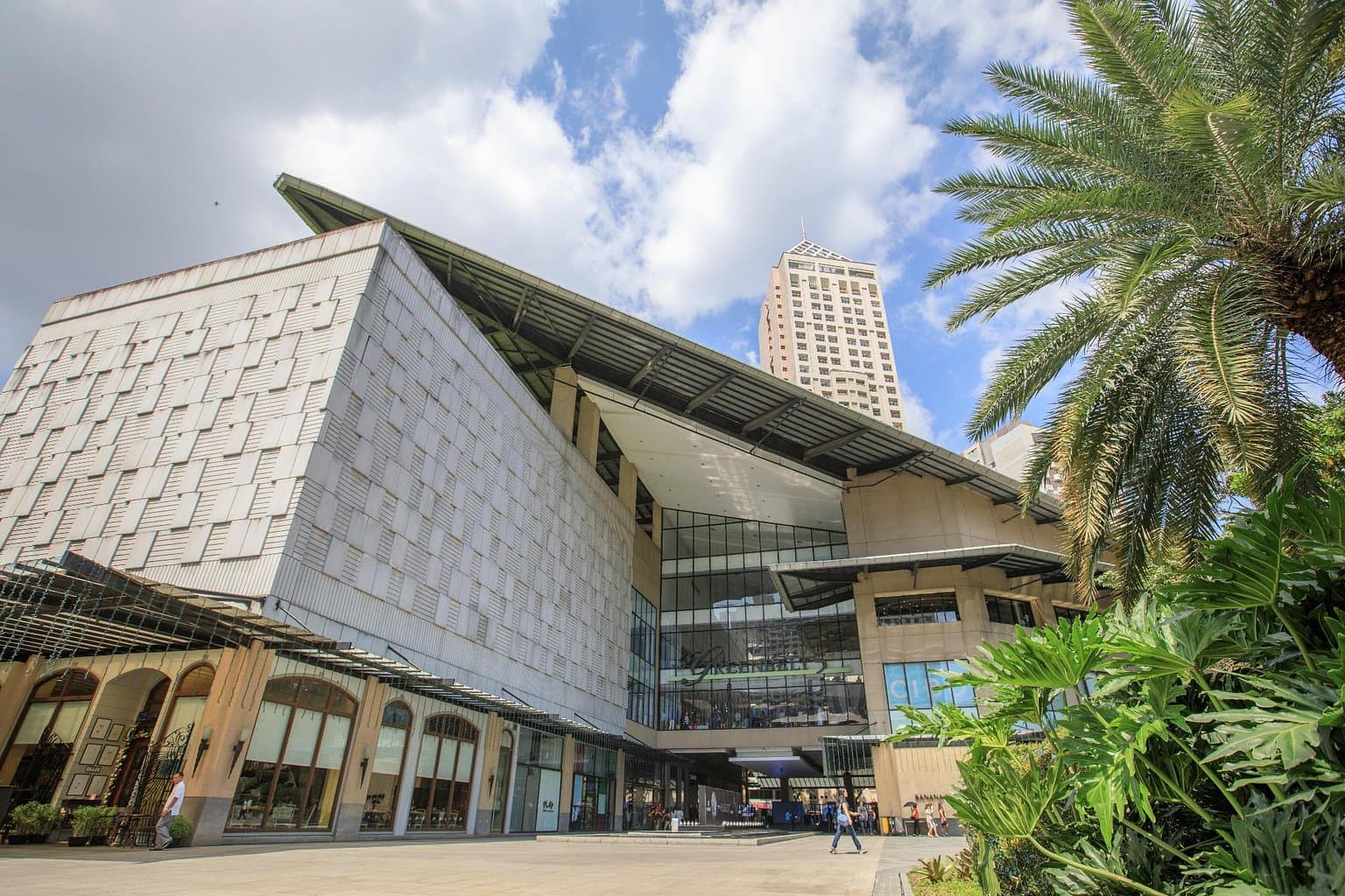 Holiday Inn & Suites Makati