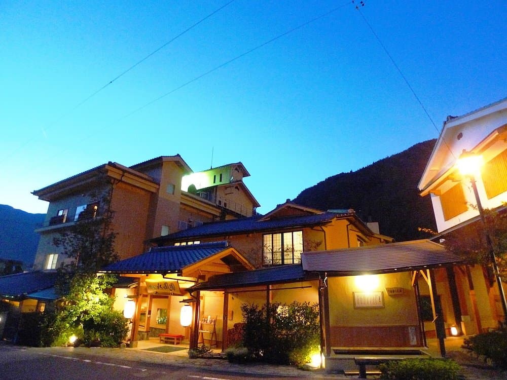 水鳳園飯店 / Suihouen