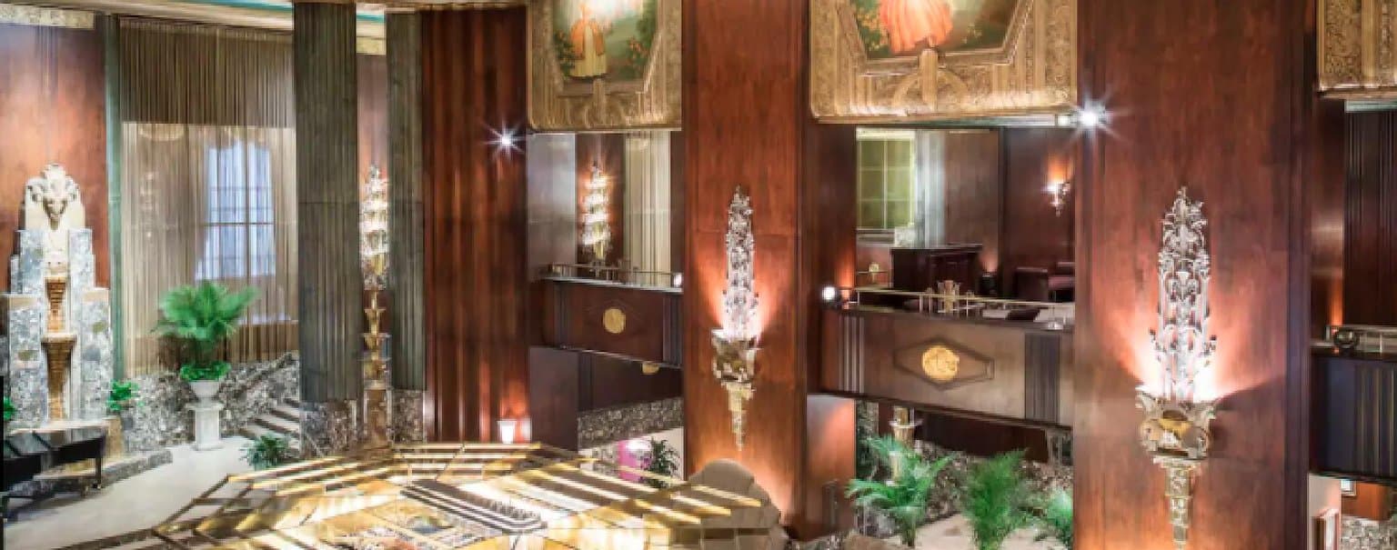 Hilton Cincinnati Netherland Plaza