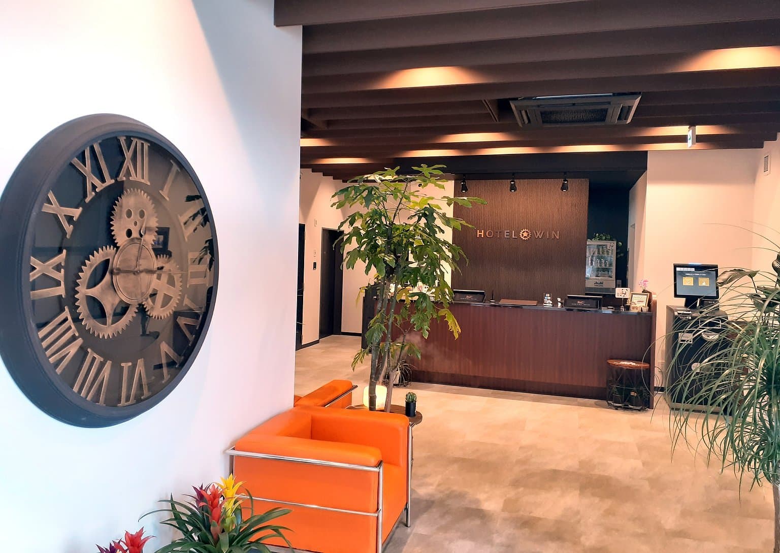 호텔 윈 (HOTEL WIN)