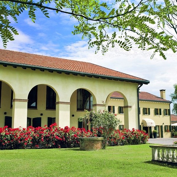 Venice Resort Airport Hotel