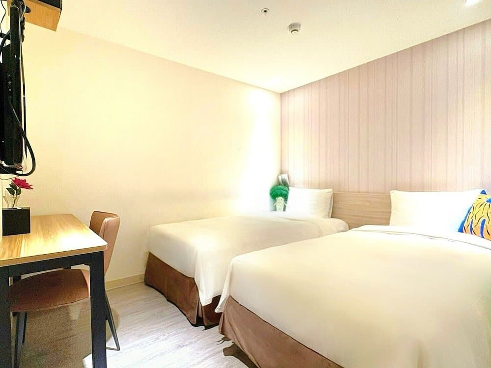 We Meet Taipei Hotel