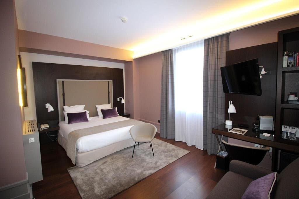 Splendid Hotel Lac d'Annecy, Handwritten Collectio