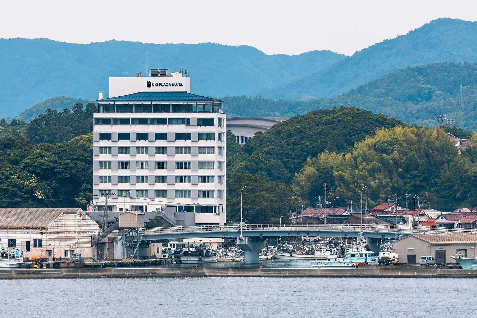 Oki Plaza Hote