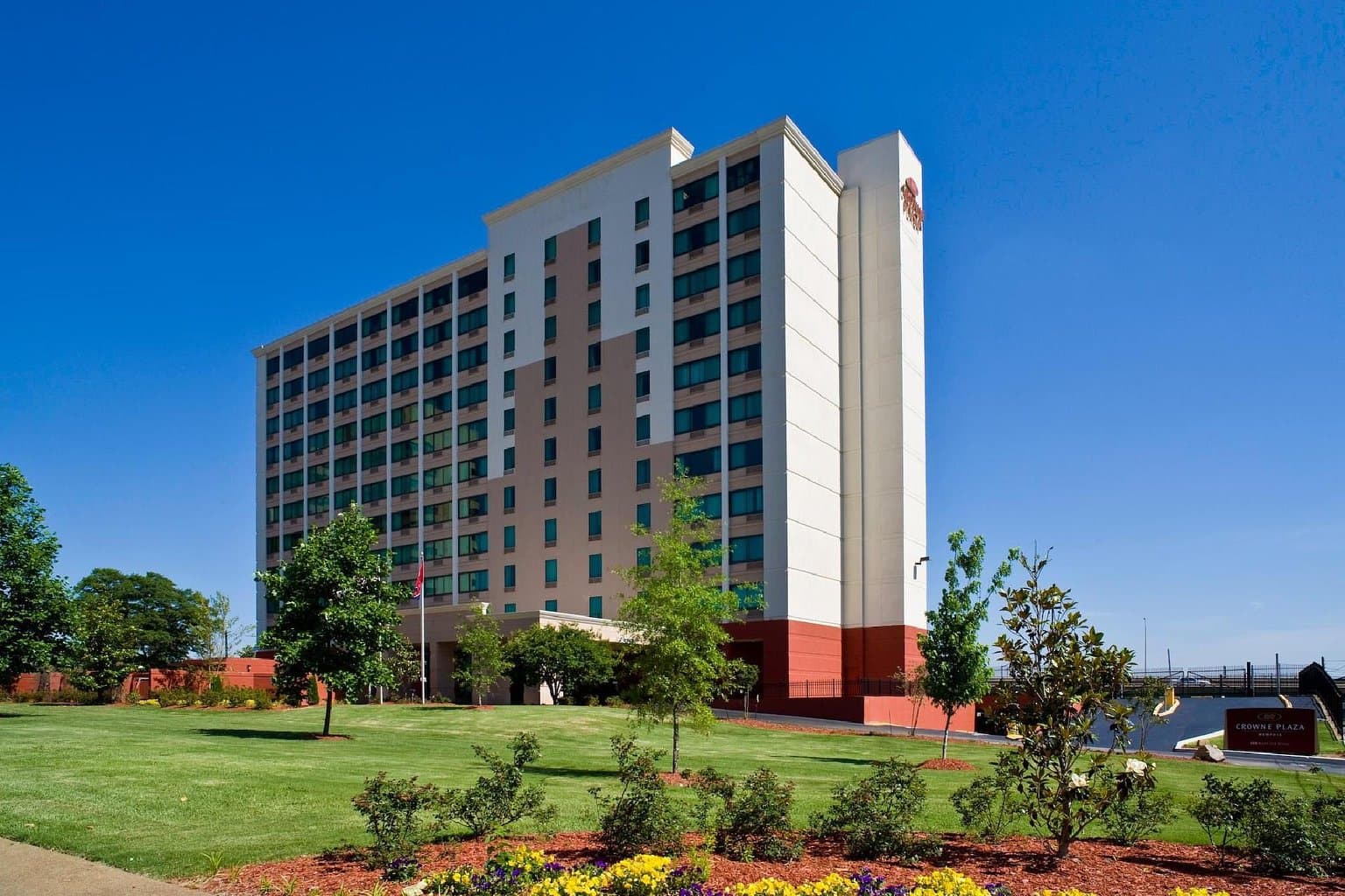 Crowne Plaza Memphis Downtown