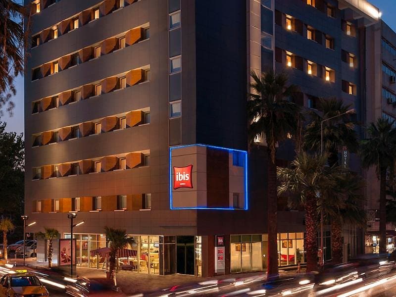 ibis Izmir Alsancak