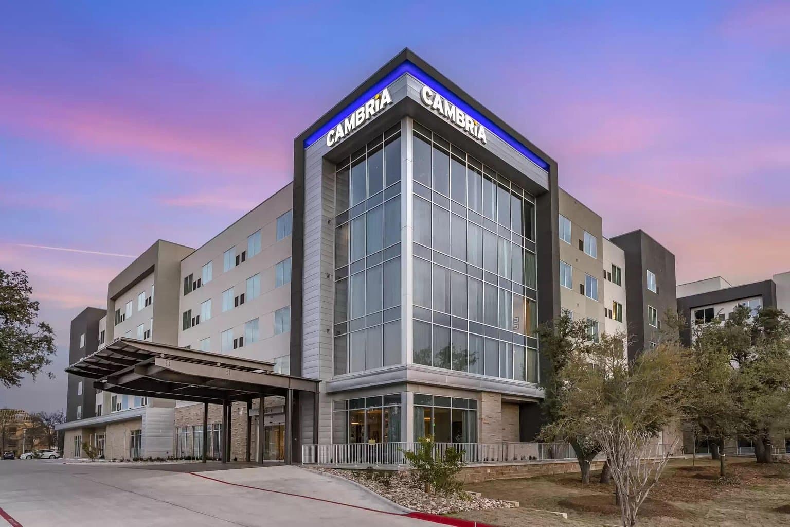 Cambria Hotel Austin Uptown Near The Domain