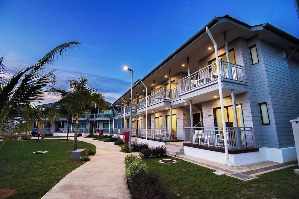 皇家朱蘭車拉汀木屋飯店 / Royale Chulan Cherating Chalet