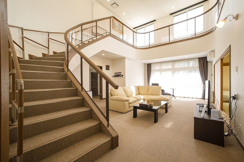 元町全景公寓 / Condominium Panoramique Motomachi