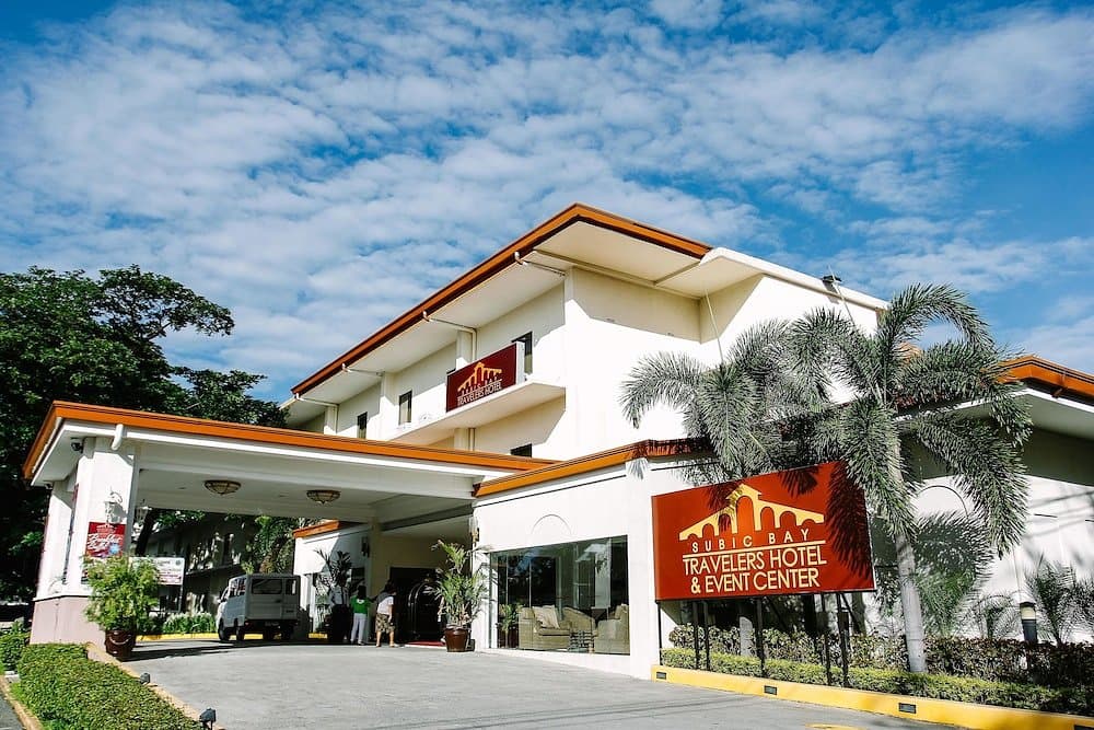 수빅 베이 트래블러스 호텔 & 이벤트 센터 / Subic Bay Travelers Hotel & Event Center
