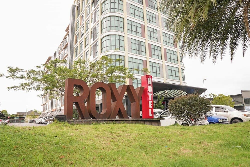 Roxy Hotel 3rd Mile