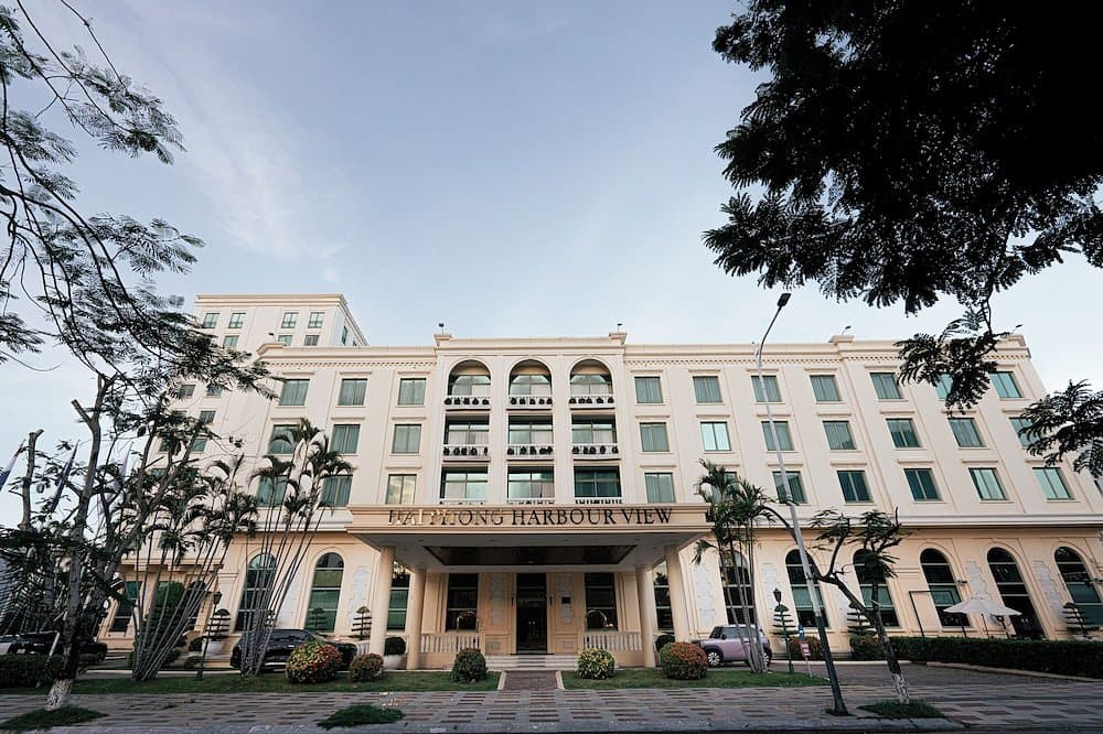 Hai Phong Harbour View Hotel