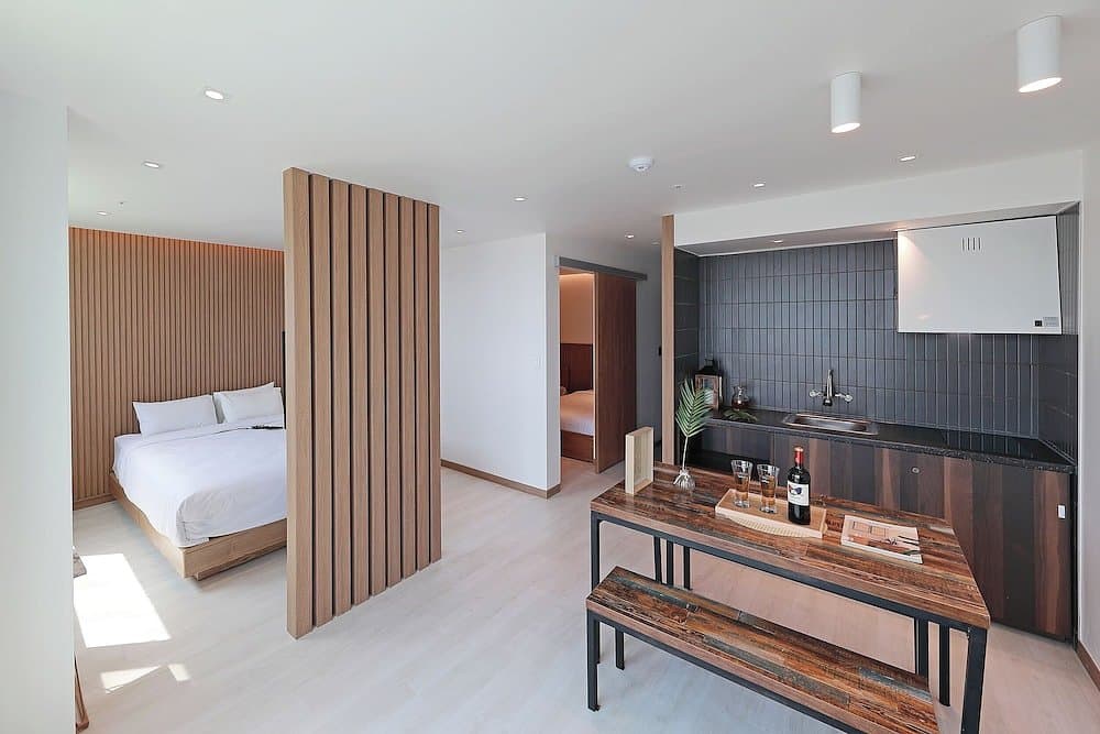 Ocean to you Resort Sokcho Seorak Beach Hotel and condo