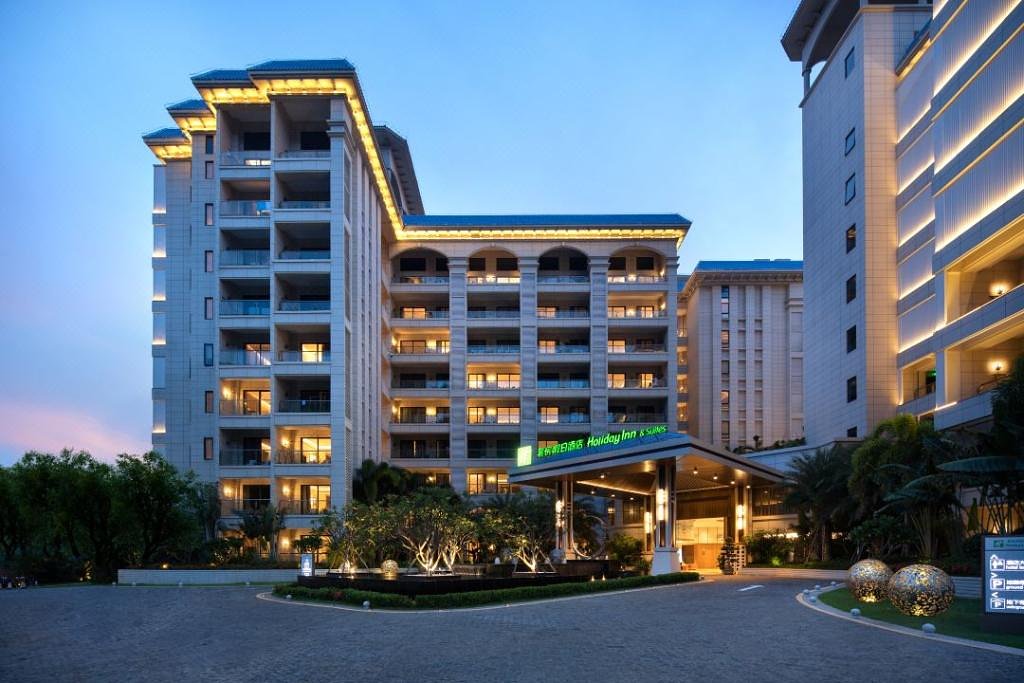 Holiday Inn and Suites Sanya Yalong Bay
