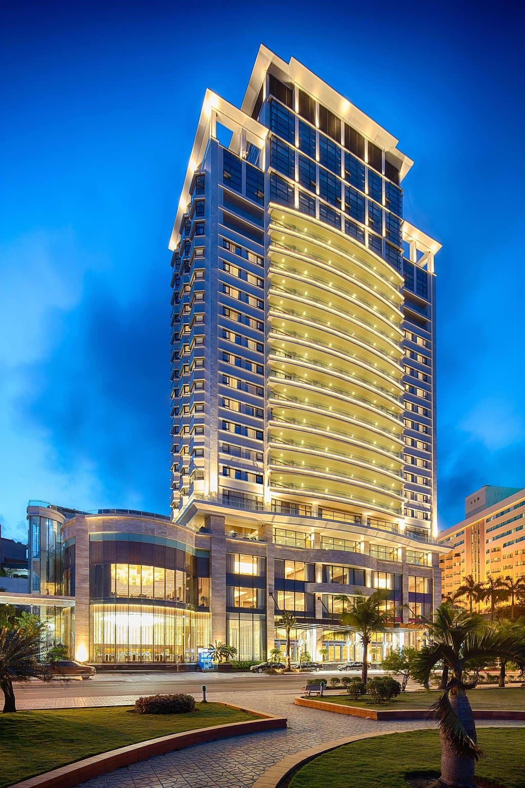 Wyndham Legend Halong Hotel