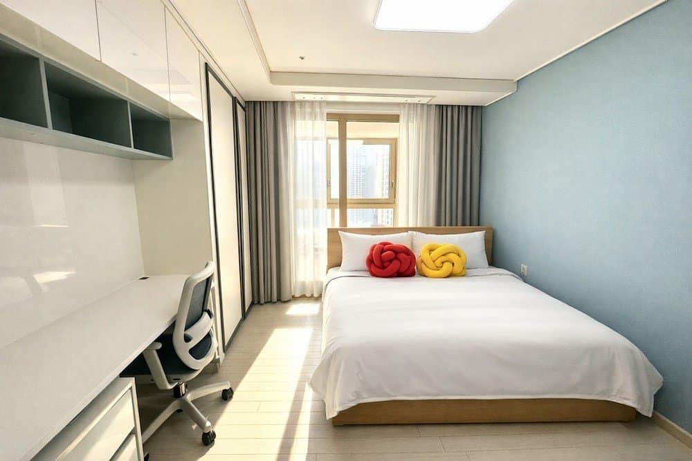 The November Stay In Landmark