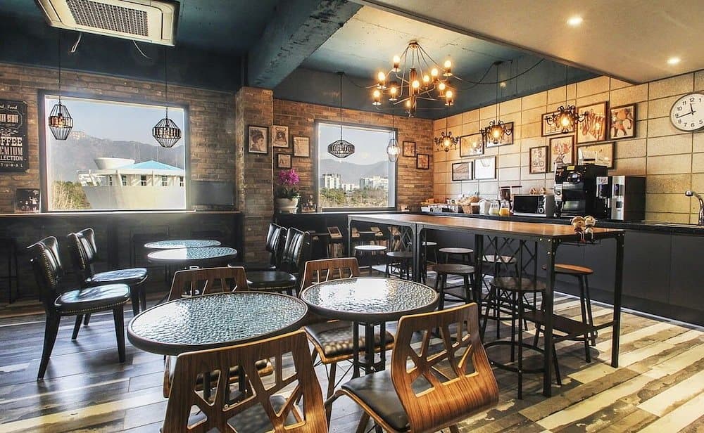 호텔딘 / Hotel Dean