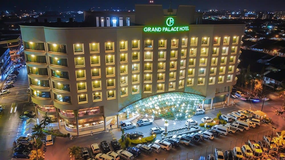 格蘭皇宮飯店 / Grand Palace Hotel