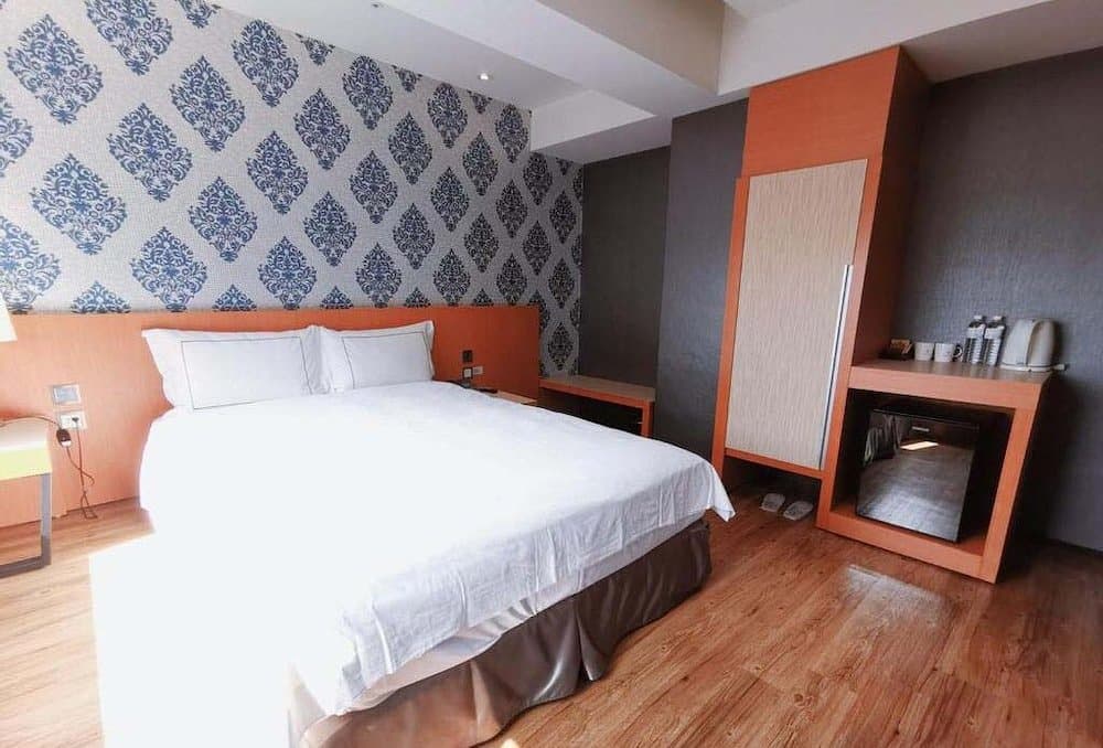 Talmud Hotel Yizhong