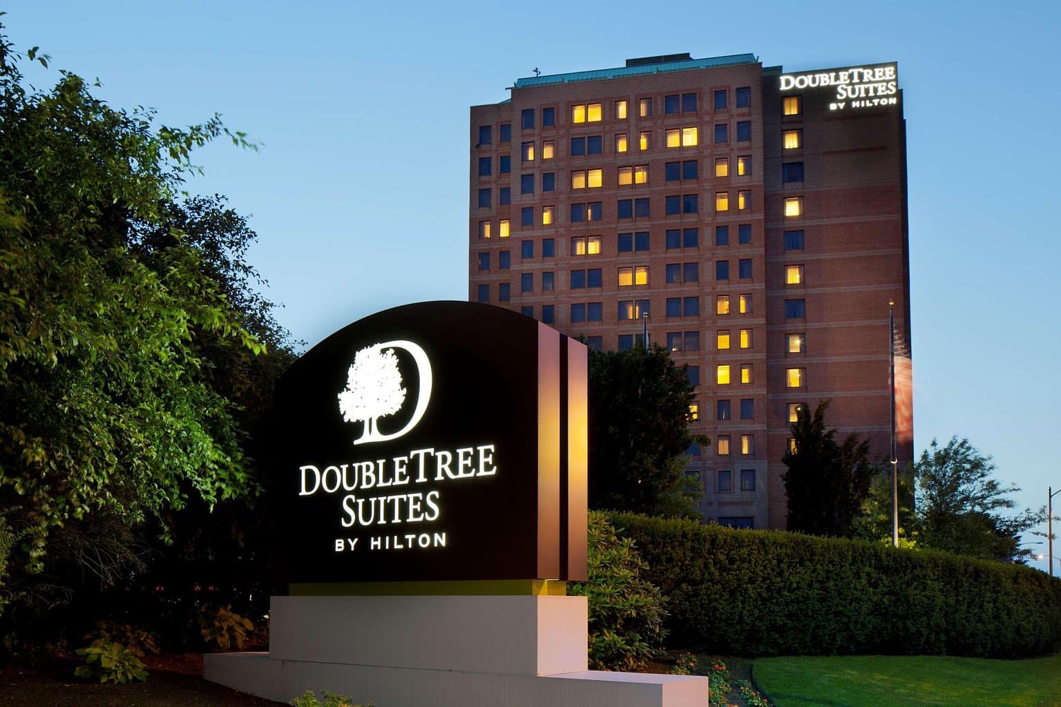 DoubleTree Suites by Hilton Hotel Boston-Cambridge