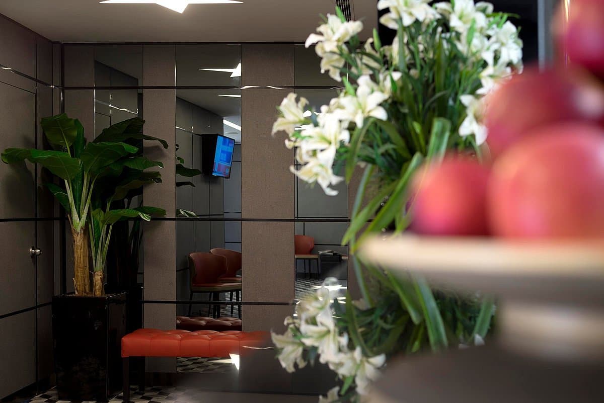 Hotel 81 Premier Hollywood