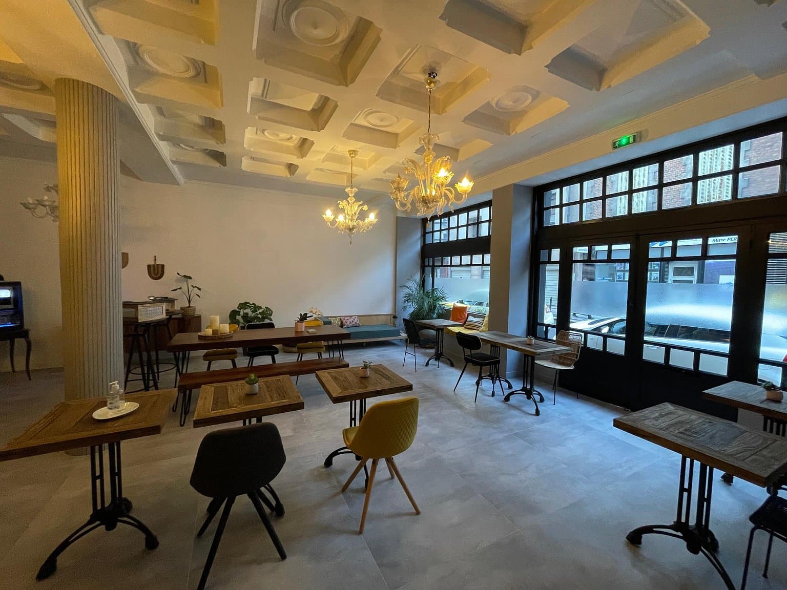 Urban Jungle. Hotel Orleans (ex Grand Hôtel)