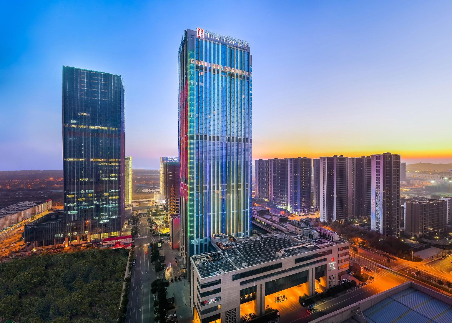 Hualuxe Wuxi Taihu Hotel