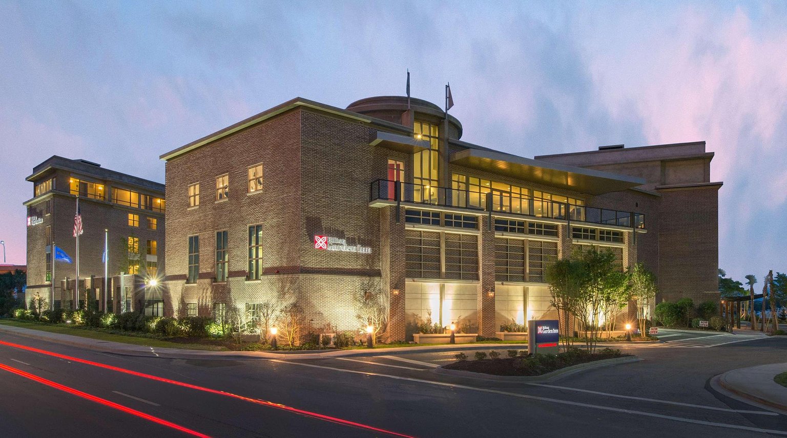 Hilton Garden Inn Charleston Waterfront/Downtown