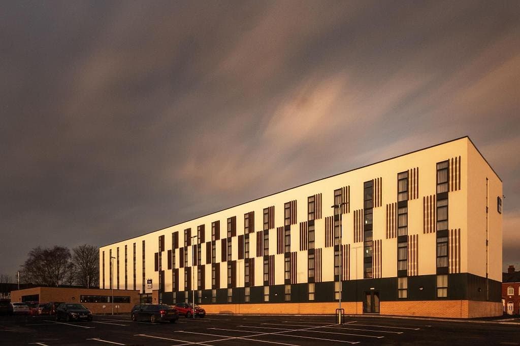 Holiday Inn - the niu, Loom Manchester North