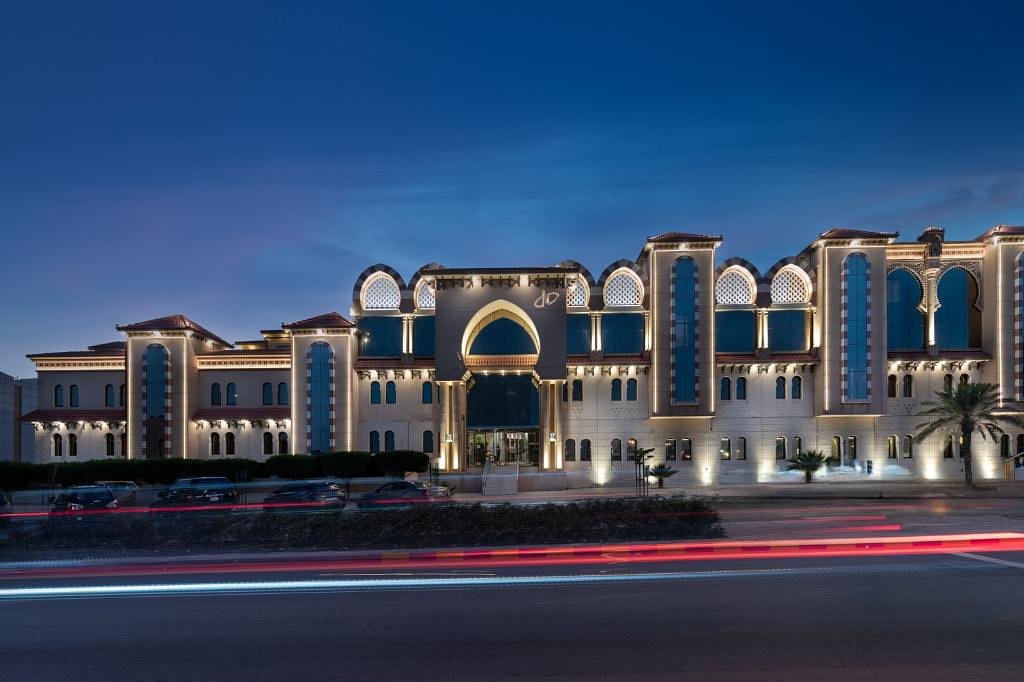 Madareem Crown Hotel