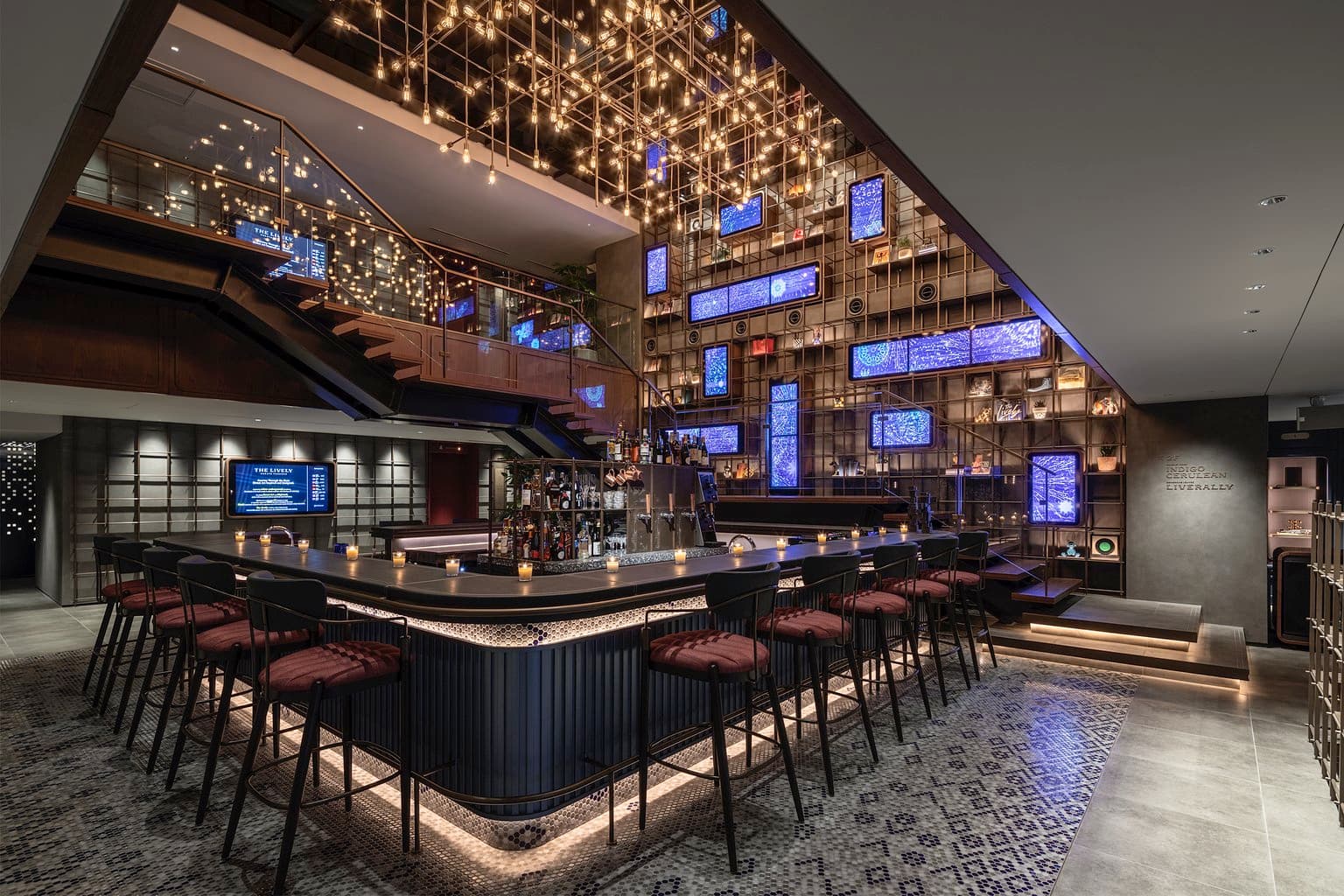 THE LIVELY FUKUOKA HAKATA