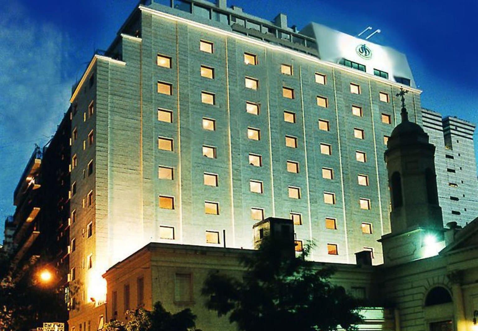 Argenta Tower Hotel and Suites