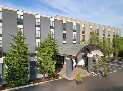 Freepoint Hotel Cambridge, a Tapestry Collection