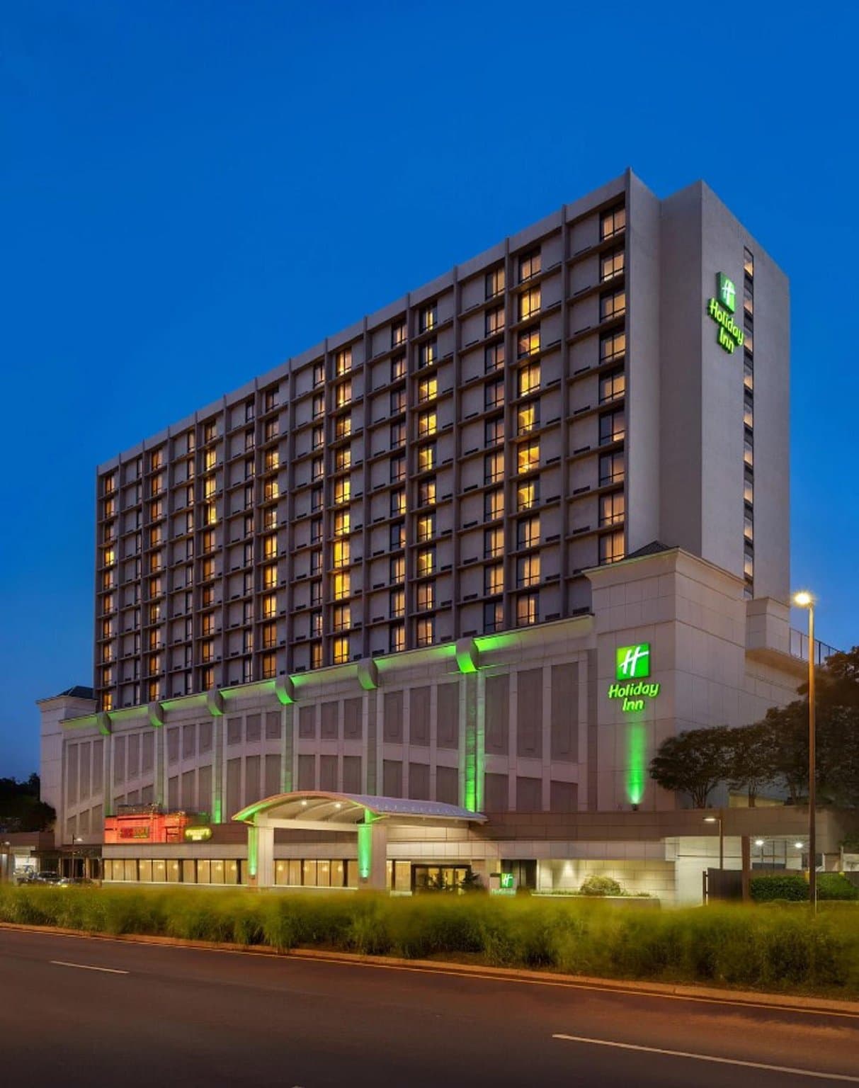 Holiday Inn National Airport / Crystal City