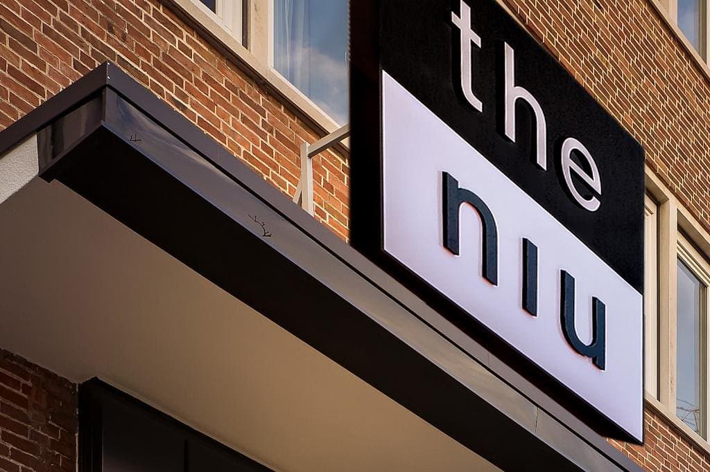 Holiday Inn - the niu, Welly Kiel