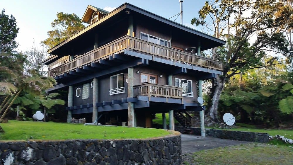 볼케이노 에이커스 랜치 B&B / Volcano Acres Ranch B&B
