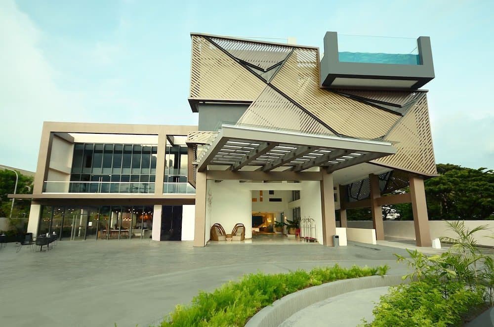 Hue Hotels and Resorts Puerto Princesa Managed by HII