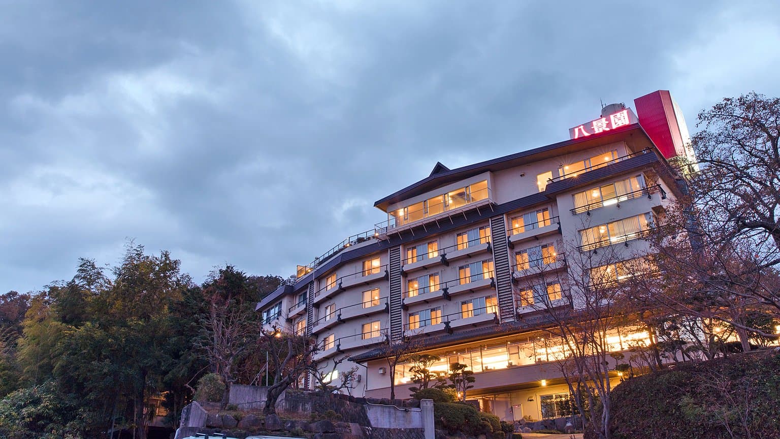 Izunagaoka Onsen New Hakkeien
