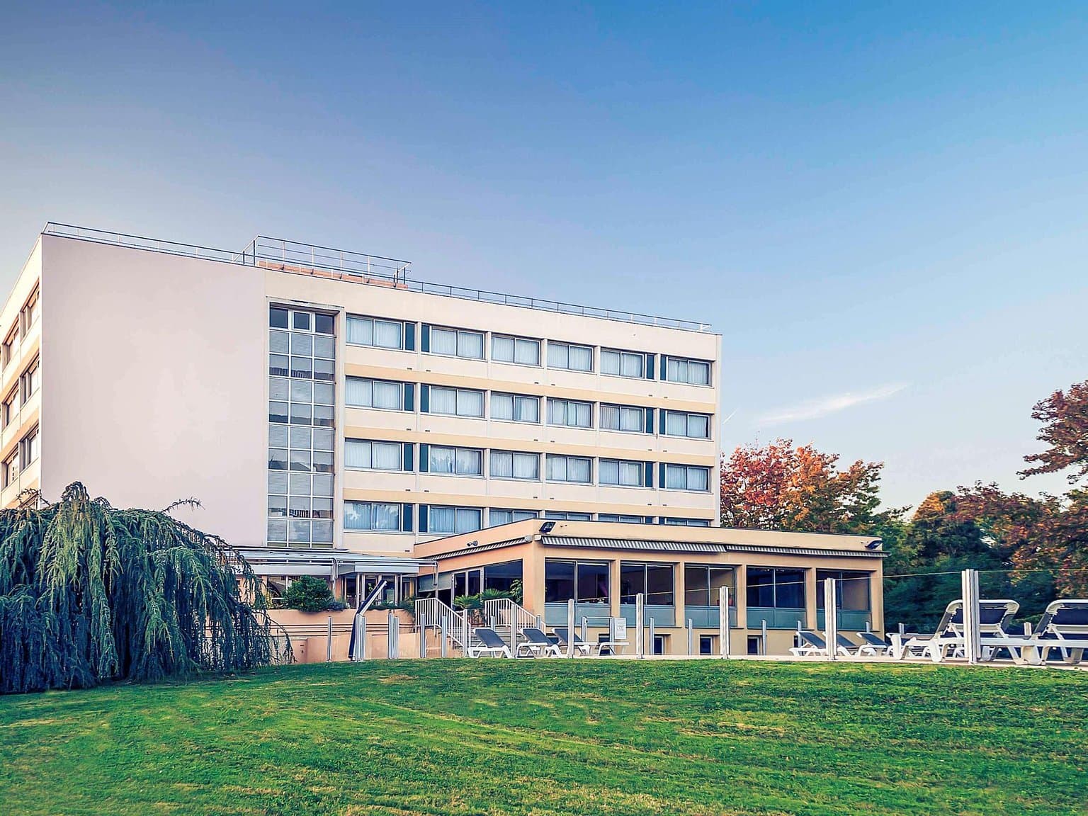 Mercure Macon Bord De Saone Hotel