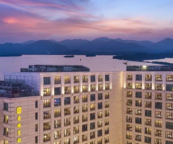 Midtown Shangri-La Hangzhou